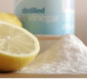 15 Natural Cleaning Tips With Vinegar, Lemon and Baking Soda